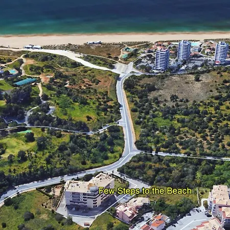 Few Steps To The Alvor