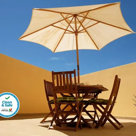 Few Steps To The Appartement *