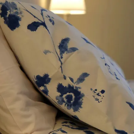 Few Steps To The Appartement